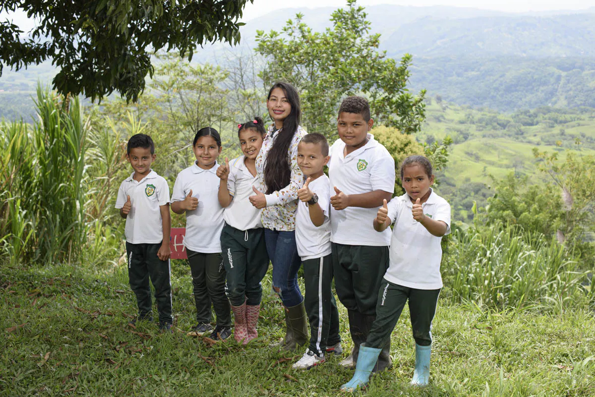 335 GEB Escuela 