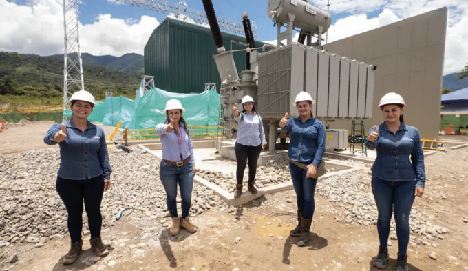 Mesa de trabajo 1Chicas GEB