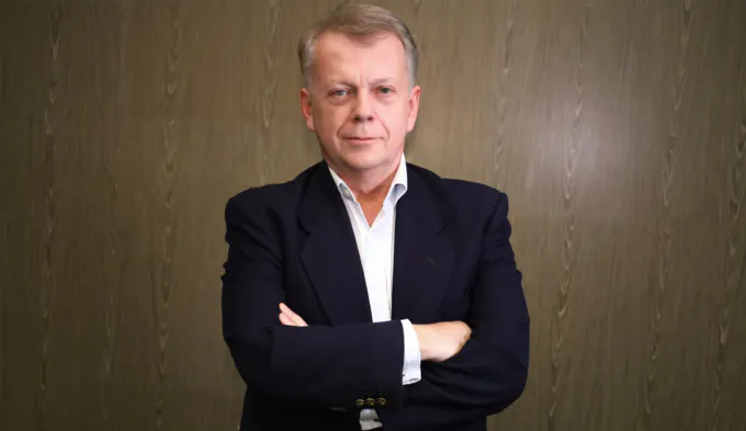 Ricardo Ávila   web