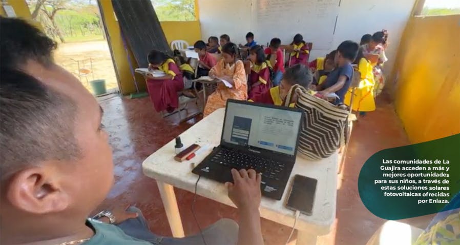 Comunidad de La Guajira que hoy cuenta con soluciones fotovoltaicas ofrecidas por Enlaza.